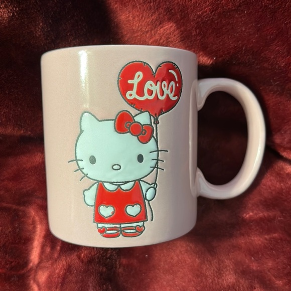 New Hello Kitty Valentines Day Mug - Picture 1 of 3